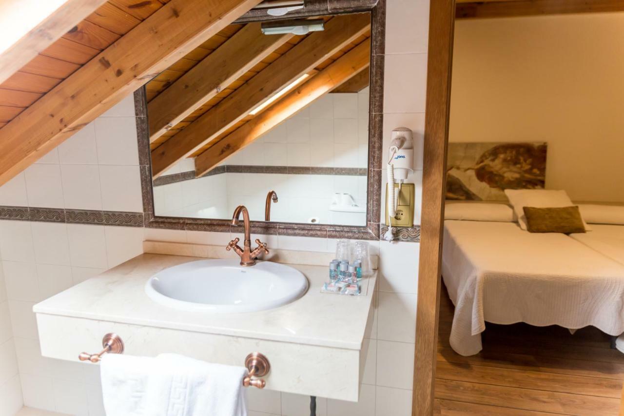 Hotel Ambasmestas Kültér fotó
