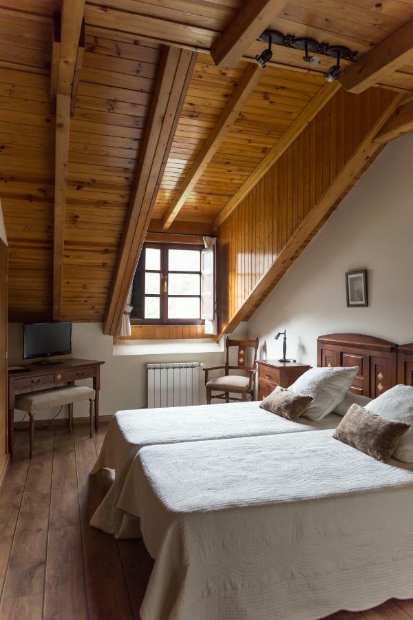Hotel Ambasmestas Kültér fotó