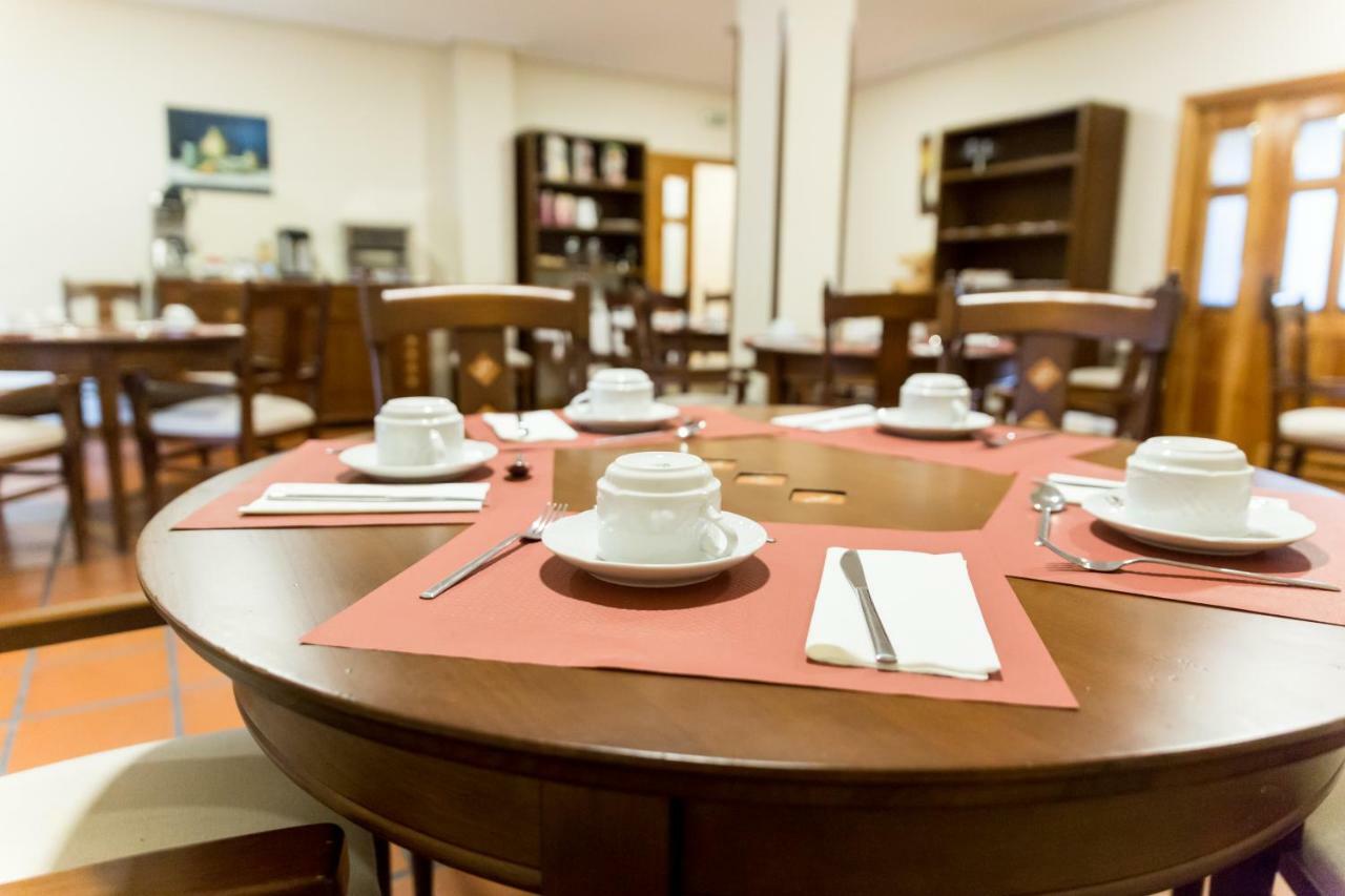Hotel Ambasmestas Kültér fotó