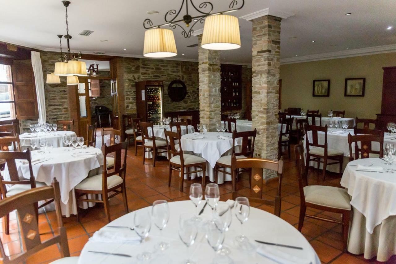 Hotel Ambasmestas Kültér fotó